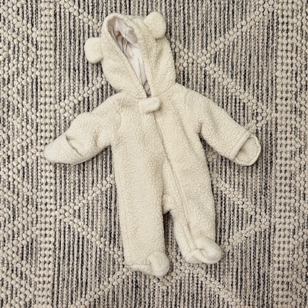 Cozy Cream Hooded newborn bunting